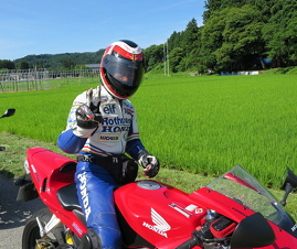 栄輪堂 早朝のスポーツツーリング