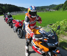 栄輪堂 早朝のスポーツツーリング