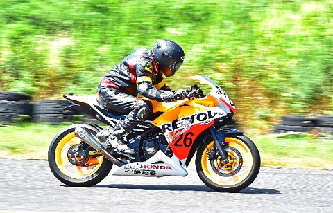 灼熱の「間瀬4時間耐久レース」