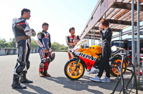 秋吉さんを招いてのライディングスクール開催